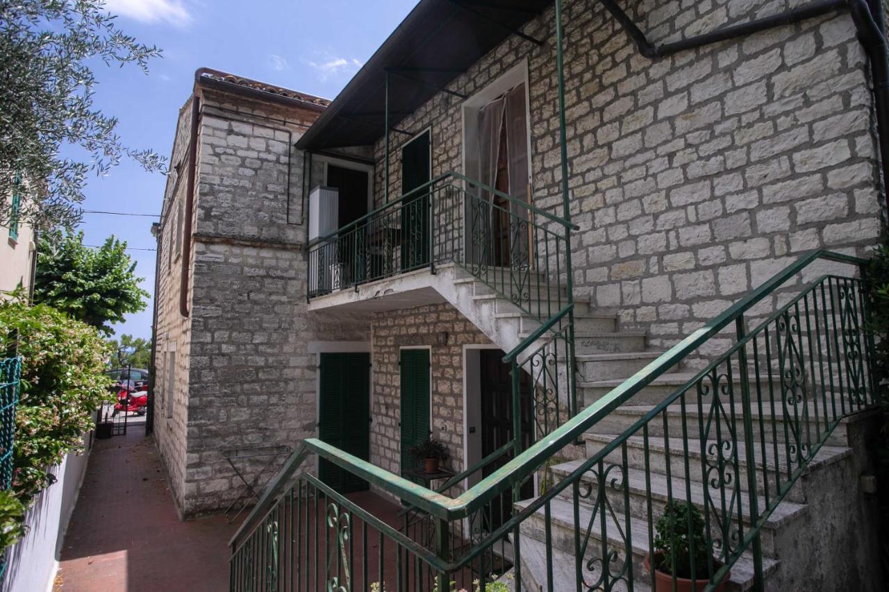 N237 - Numana, Trilocale A 100 Metri Dal Centro Apartment Екстериор снимка